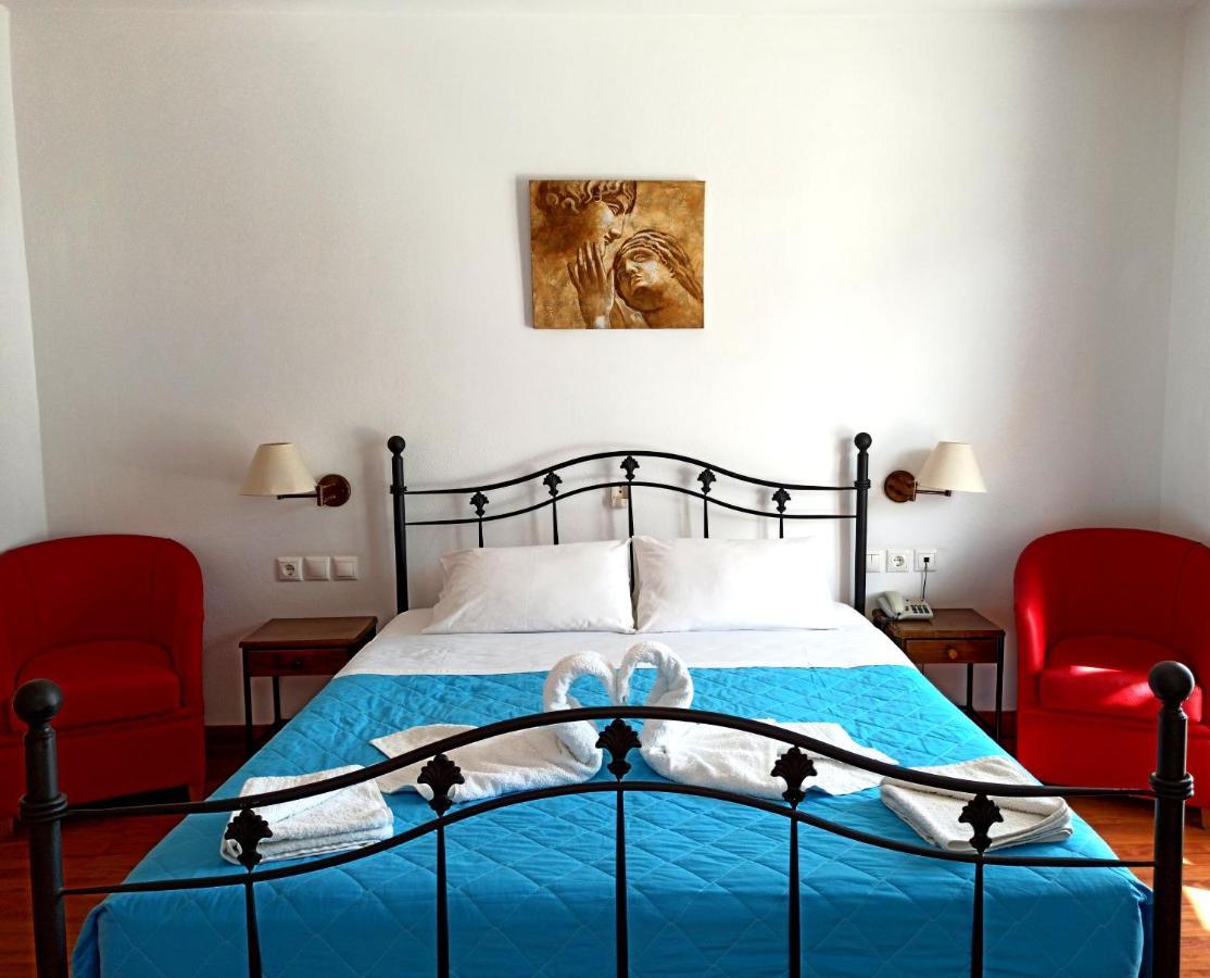 Ellibay Aparthotel Livádia Kültér fotó