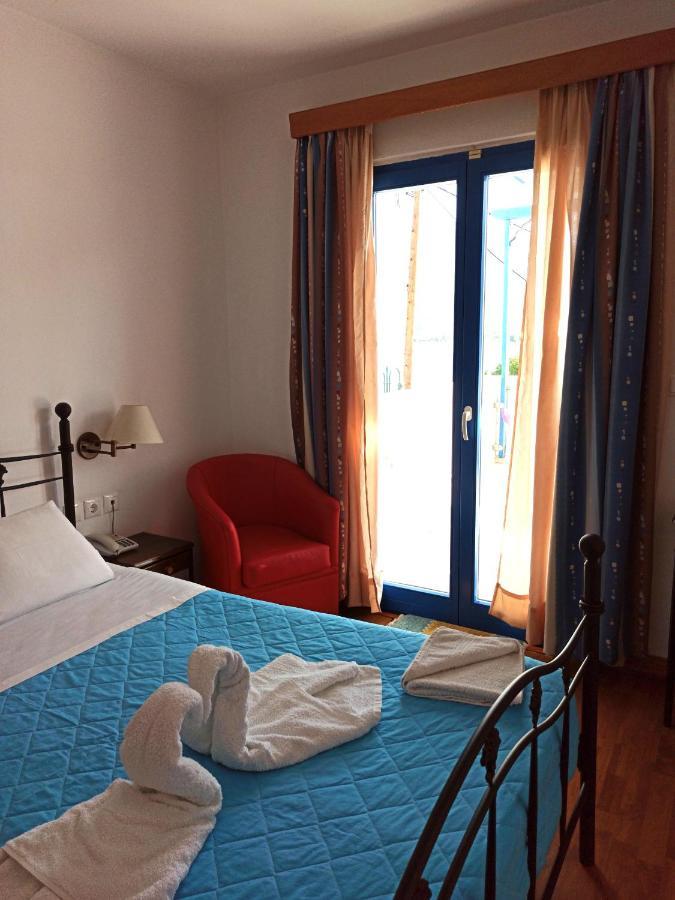Ellibay Aparthotel Livádia Kültér fotó